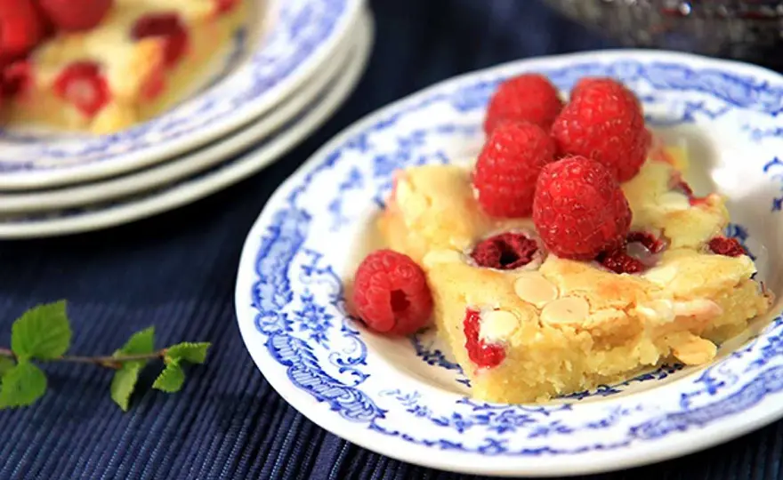 Blondie Recept - Baka sega rutor som smakar bäst