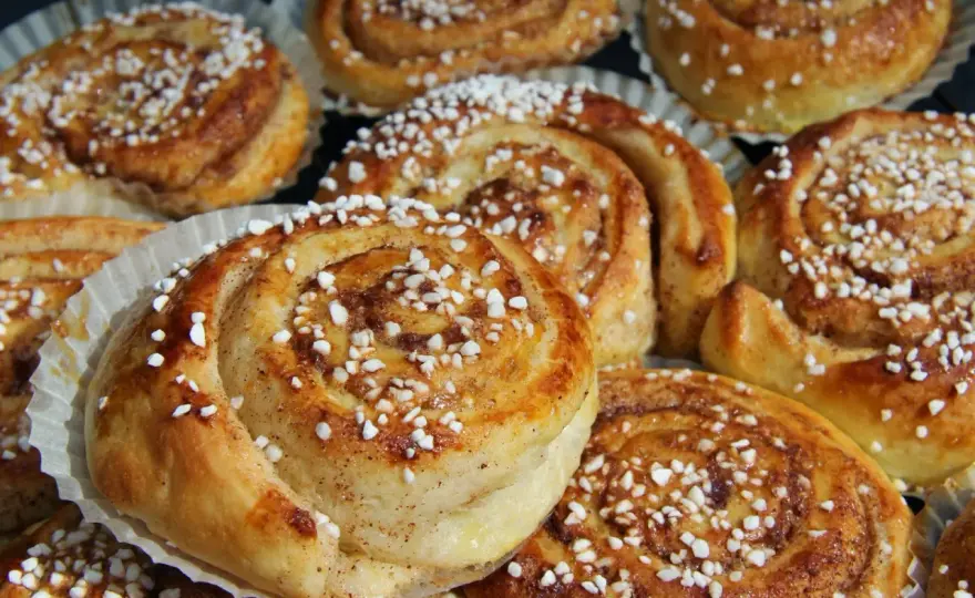 Tina frysta bullar - Så blir de saftiga som nybakade