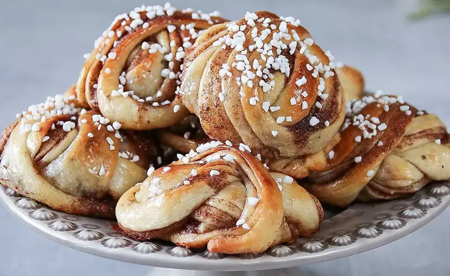 Laktosfria kanelbullar - Baka saftiga bullar varje gång