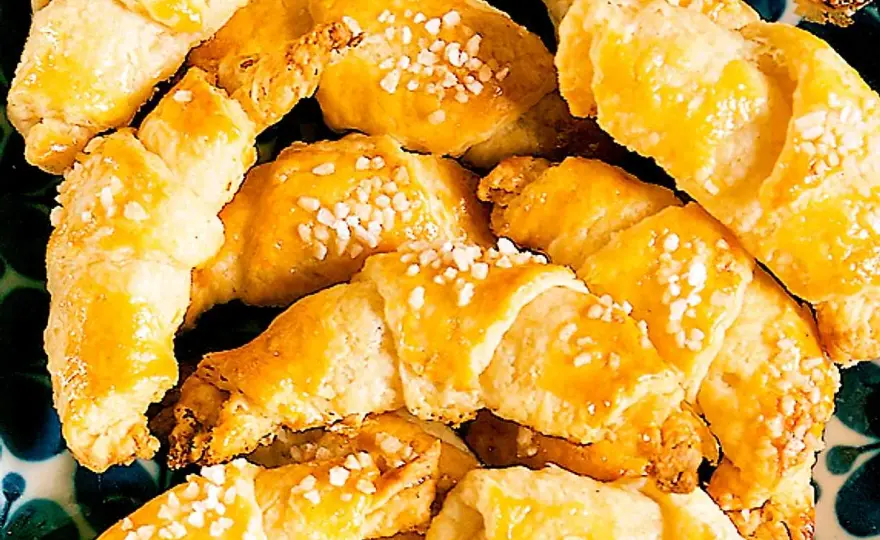 Mandelgifflar - Så bakar du saftiga bullar varje gång