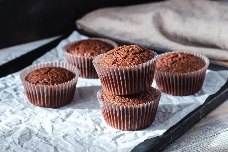 Chokladcupcakes - Receptet för perfekt saftiga bottnar